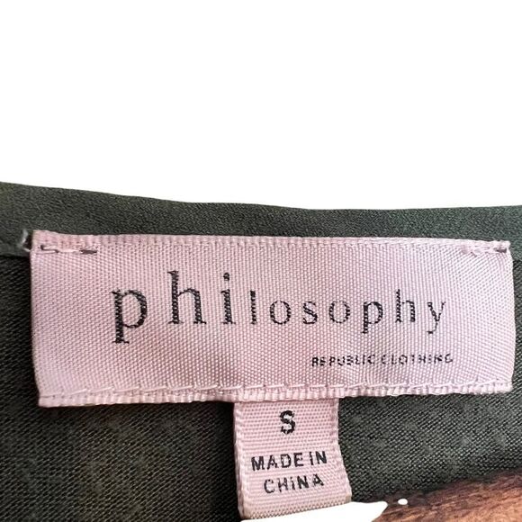 Philosophy Asymmetrical Hem Lightweight Top - Picture 4 of 8